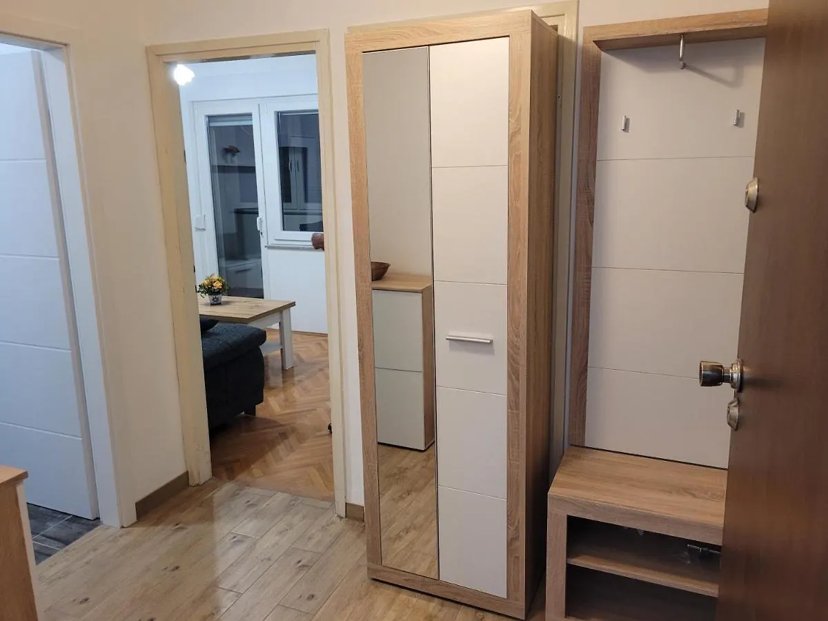 Roko Apartment Trogir 0*,